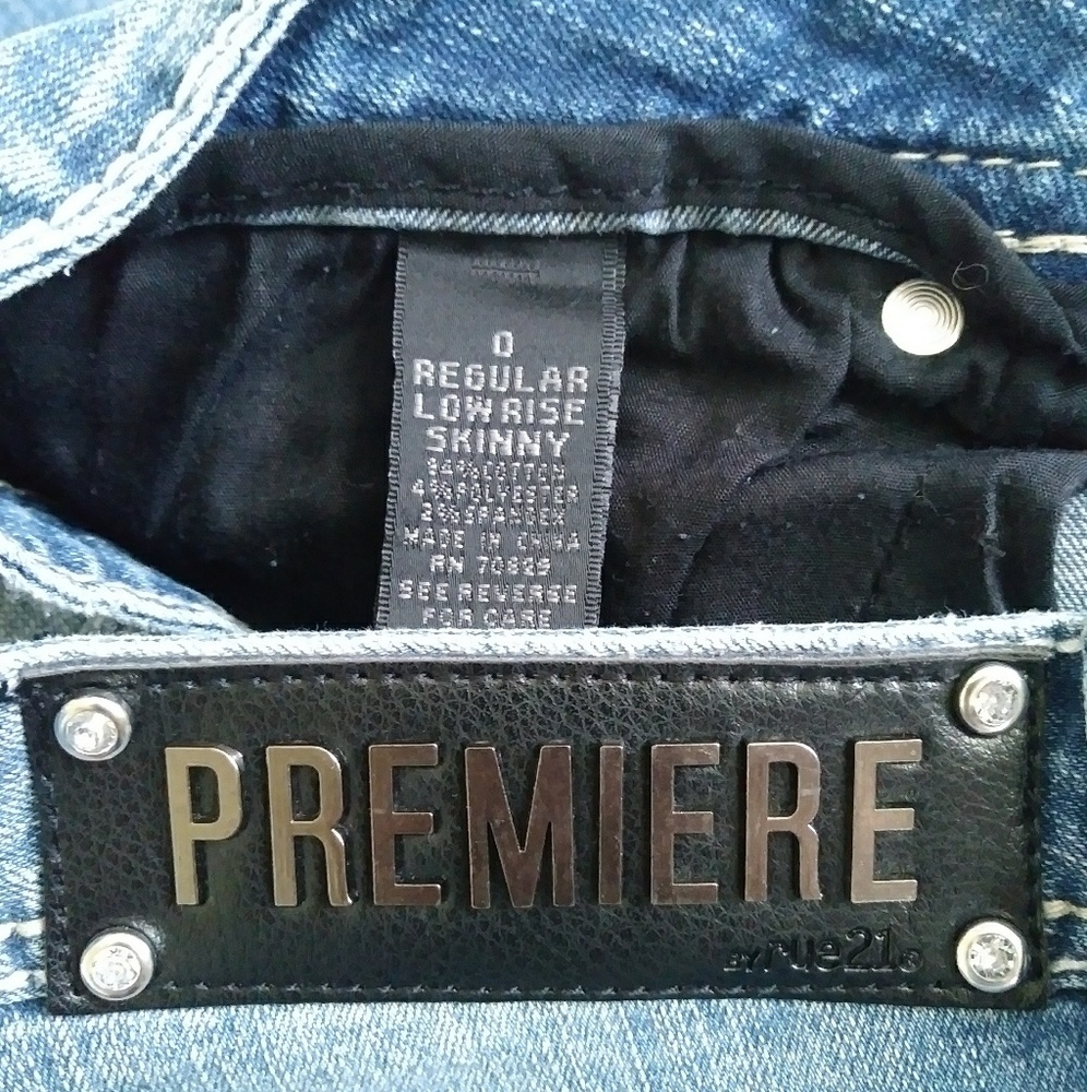 Premiere by Rue21 Embellished Low Rise Skinny Jean - Picture 5 of 8